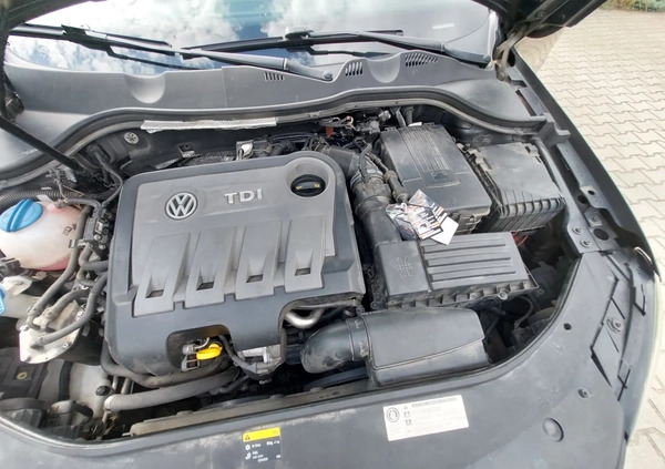 Volkswagen Passat cena 45000 przebieg: 161151, rok produkcji 2013 z Wrocław małe 137